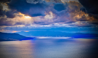 Fototapeta na wymiar Panoramic view of the Strait of Messina.