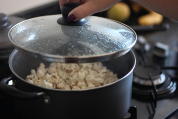 pocorn pan (pipoca na panela 2)