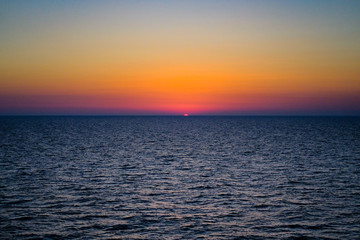 Naklejka premium sunset over the sea