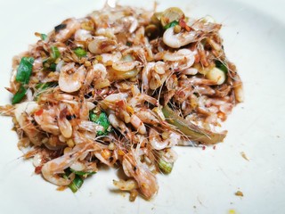 noodles with shrimps