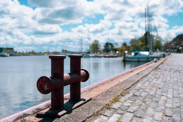 Poller im Yachthafen, Carolinensiel, Ostfriesland