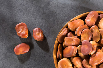 Vicia faba L - Fava brown dried beans