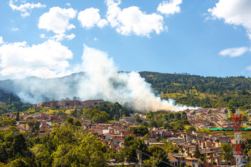 Incendio urbano comuna medellin