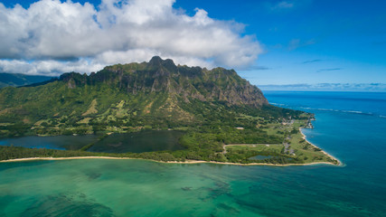 Fototapeta na wymiar Coastline of Oahu and nearby islands