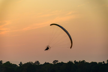 Preparation for flights on paramotors. Flying on paramotor.