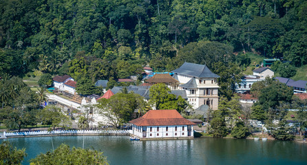 Fototapeta na wymiar Temple of the Sacred Tooth Relic buddhist temple in the city of Kandy, Sri Lanka, Kandy