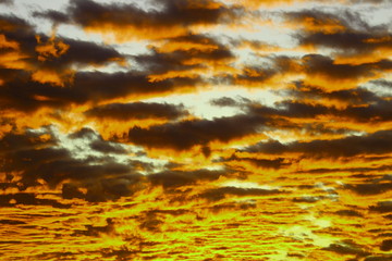 Sonnenuntergang - Wolken/ Himmel/ Sonne
