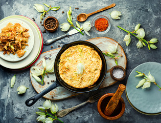 Omelet with edible flowers