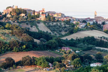 Mondolfo, Pesaro Urbino, Marche.. Panoramica al tramonto