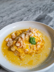 Shrimp Omelette Rice on the rock table