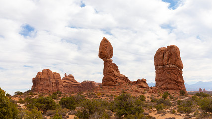 Fototapeta na wymiar Balanced Rock in Arches Nationalpark in Utah