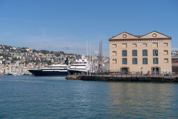 Fototapeta premium Genoa old port area