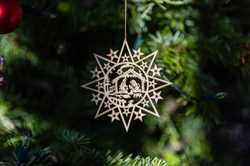 christmas tree decoration - wood star cradle