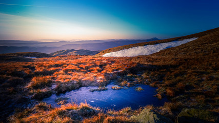 Fototapeta na wymiar Winter hike up Ben Ledi, Scotland. 