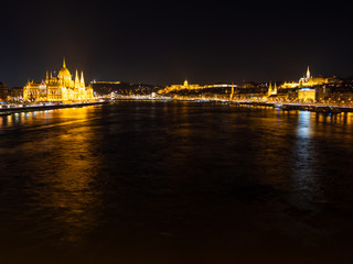 Fototapeta na wymiar Budapest at Night