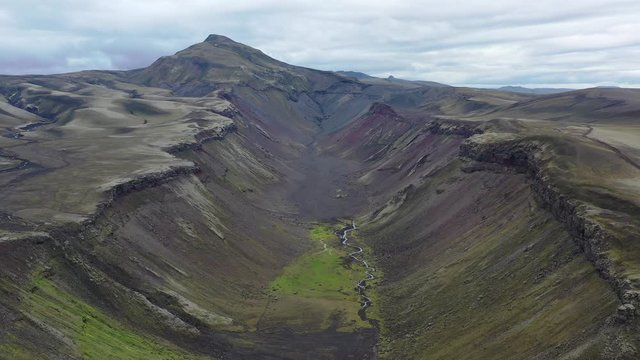 The largest volcanic canyon in the world