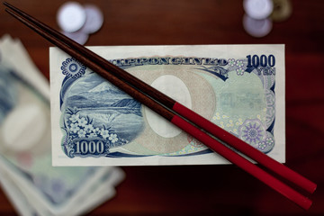 Japanese Money 1000 yen chopsticks