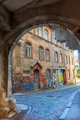 Fototapeta na wymiar Alte Gebäude am alten Ärztehaus Mitte in Halle an der Saale, Sachsen-Anhalt