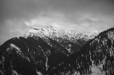 Obraz premium THE MOUNTAINS ARE CALLING