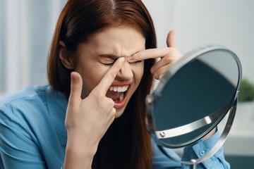 woman with headache
