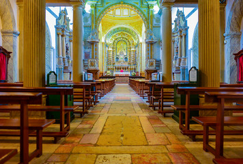 Innenansicht der Kirche Nossa Senhora da Nazaré (Portugal)