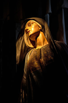 Detalle busto virgen de la soledad, Segovia