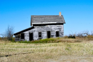 Obraz premium abandoned house on the prairies