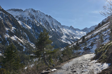 Fototapeta premium Vallée de Gaube, Cauterets, Pyrénées, France