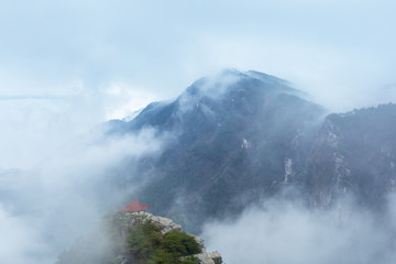 mist shrouded lushan mountain