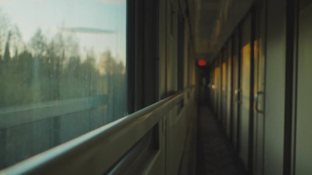 Ray traces appear and disappear softly on train hallway surfaces 