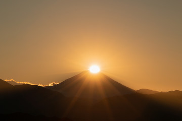 ダイヤモンド富士　高尾山