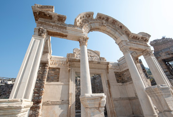 Fototapeta premium Temple Of Hadrian in Ephesus, Selcuk Izmir, Turkey. The ancient city of Efes. The UNESCO World Heritage site with ancient Roman buildings