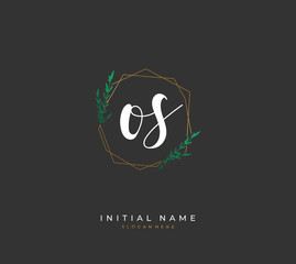 Obraz premium Handwritten letter O S OS for identity and logo. Vector logo template with handwriting and signature style.