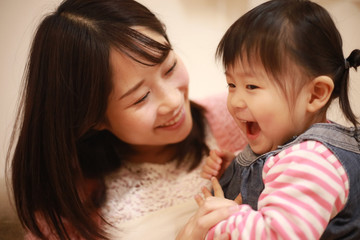 笑顔の親子