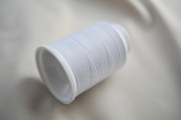 白い糸
