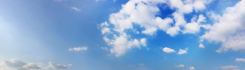 Fototapeta na wymiar Panorama sky with cloud on a sunny day. Beautiful cirrus cloud. Panoramic image.