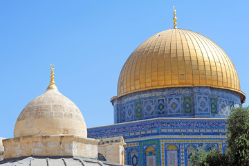 Fototapeta na wymiar Islamic shrine Dome of the Rock with gold leaf on Temple Mount in Jerusalem Old City, Israel