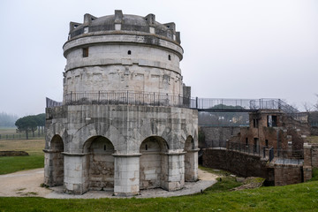 Mausoleo di Teodorico, Ravenna