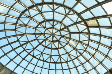 Reinforced concrete construction. Ceiling. New technologies. Arc polycarbonate canopy and reinforced concrete construction. Metal construction