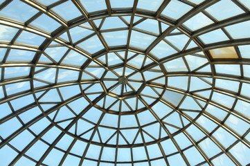 Reinforced concrete construction. Ceiling. New technologies. Arc polycarbonate canopy and reinforced concrete construction. Metal construction