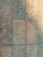 Block the cement floor on the road.