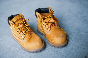 子供用トレッキングシューズ