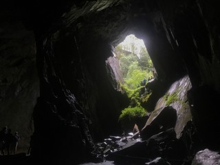cave in cave