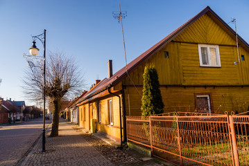  Supraśl jest niewielkim miasteczkiem położonym w samym środku Puszczy Knyszyńskiej na Podlasiu. Miasto posiada ponad 500-letnią historię, której świadectwem są liczne zabytki. Jest to także ważny ośr