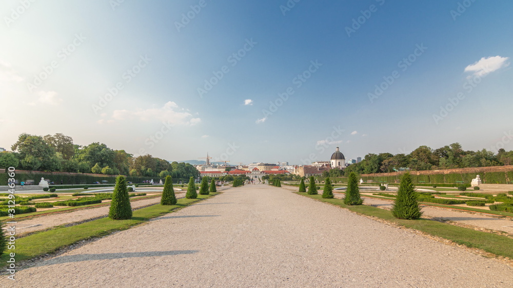 Sticker Belvedere palace with beautiful floral garden timelapse hyperlapse, Vienna Austria