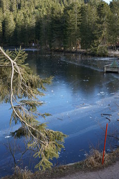 Mummelsee mit Eis