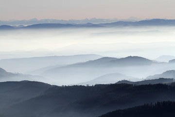 Berge im Dunst