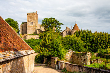 Burg in Brancion im Burgund in Frankreich