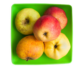 plate full of fresh apple fruit for healthy eating