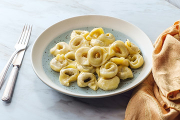 Butter Parmesan Tortellini Alfredo